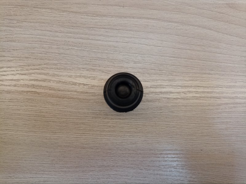 Отбойник капота - фото 2