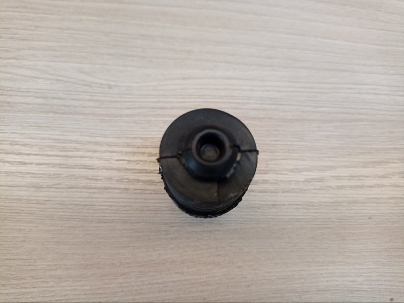 Отбойник капота - фото 4