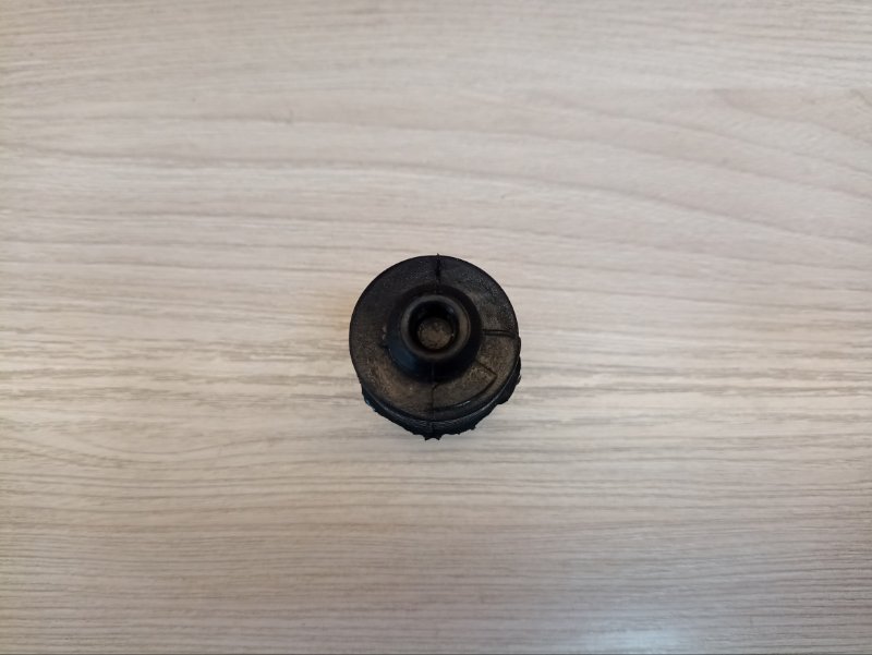 Отбойник капота - фото 4