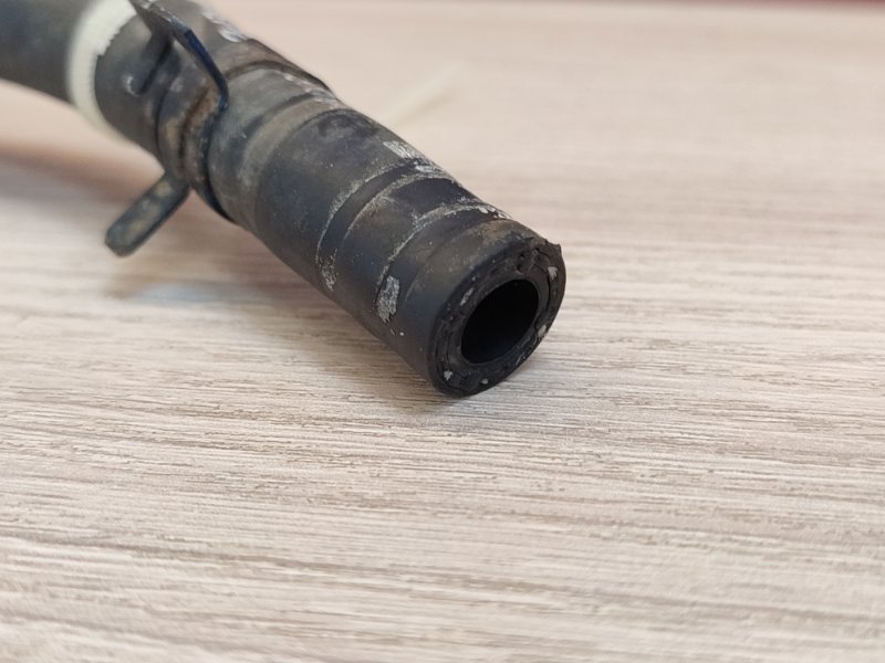 Шланг расширительного бачка - фото 4