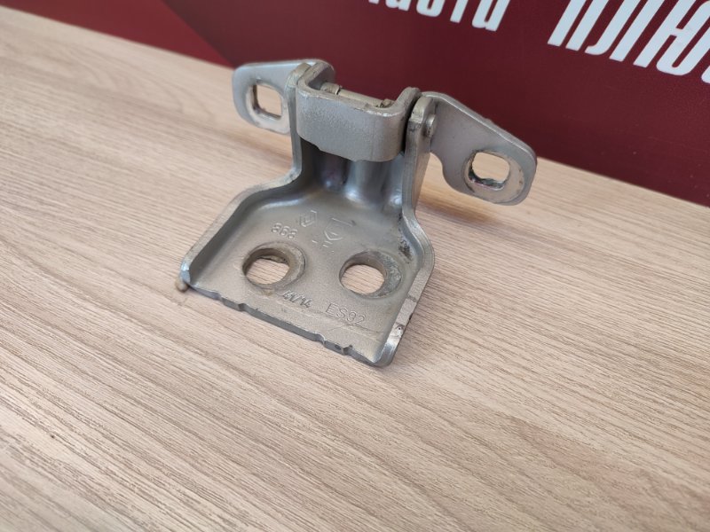 Петля двери - фото 3