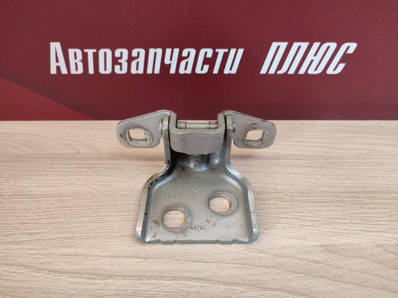 Петля двери - фото 1