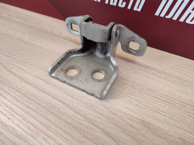 Петля двери - фото 3