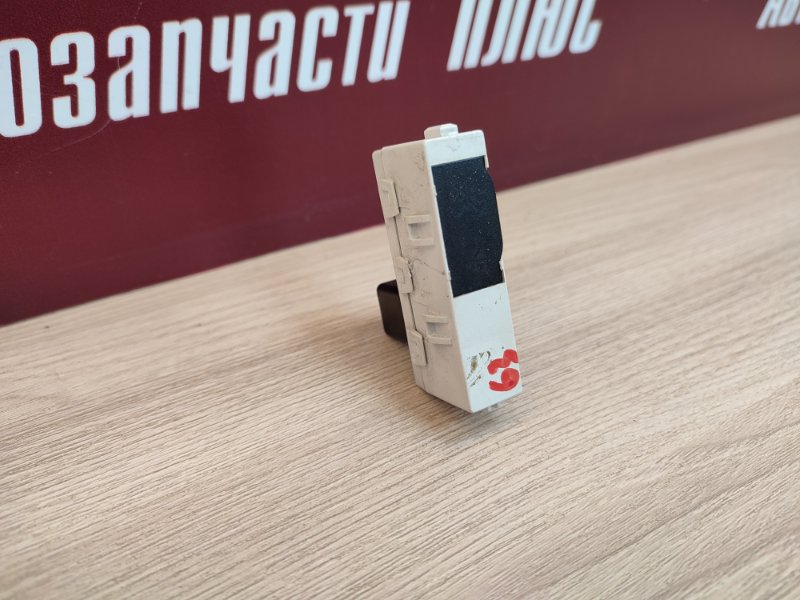 Датчик ремня безопасности - фото 3