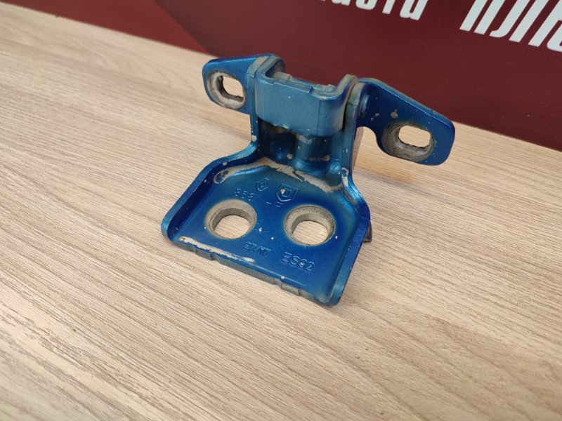 Петля двери - фото 3