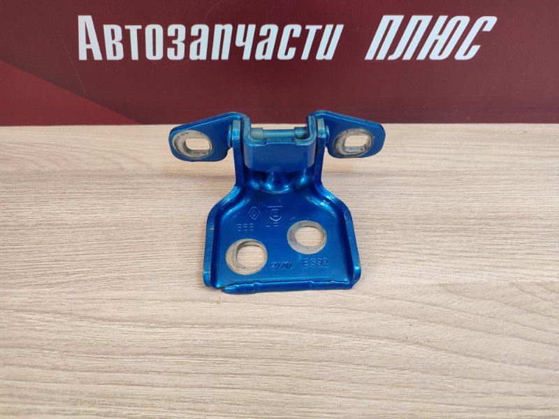 Петля двери - фото 1