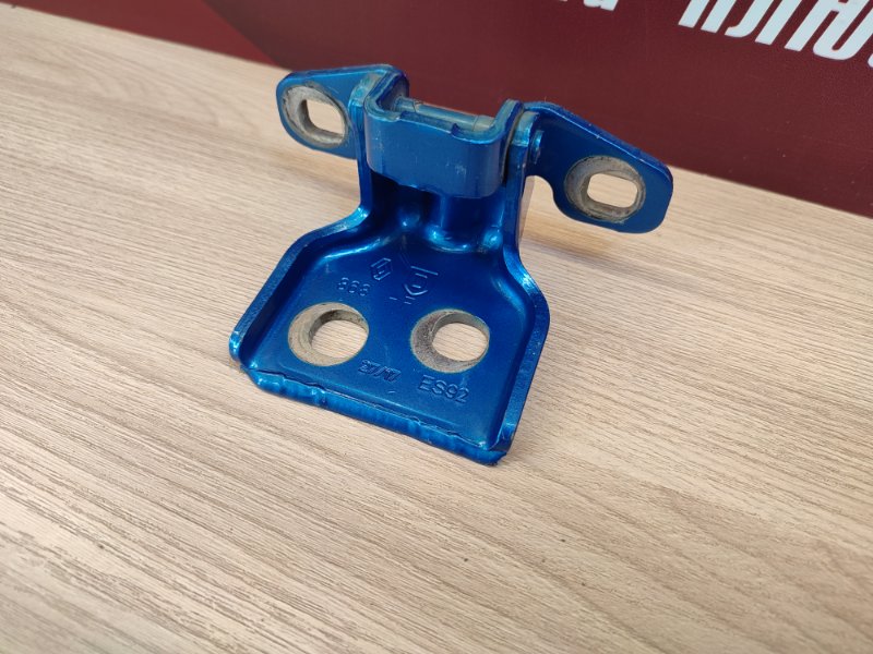 Петля двери - фото 3