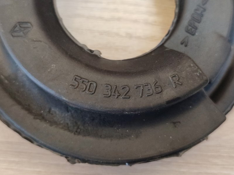 Верхняя опора    пружины - фото 7