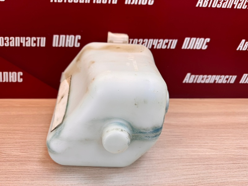 Бачок омывателя - фото 7