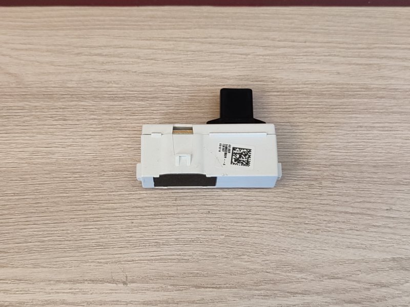 Датчик ремня безопасности - фото 5