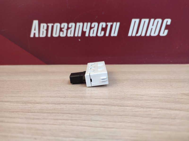Датчик ремня безопасности - фото 9