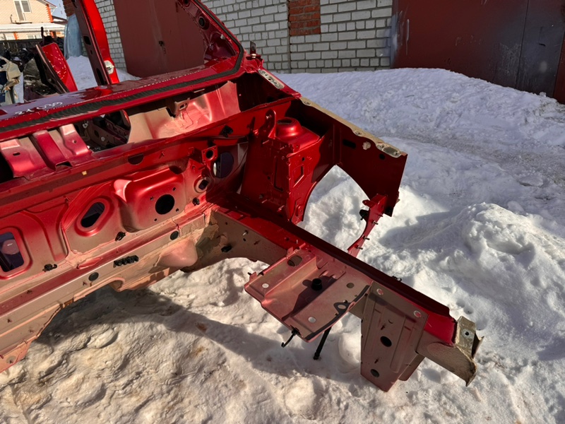 Передняя часть кузова - фото 5