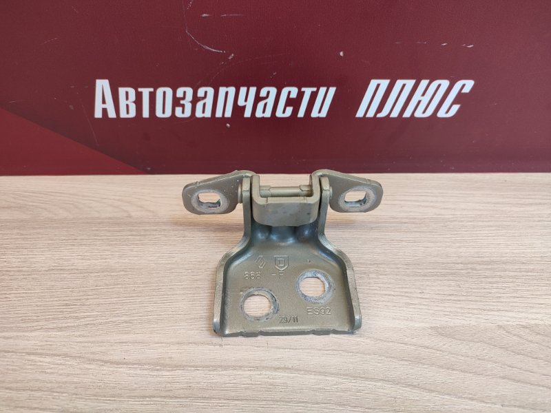 Петля двери - фото 1