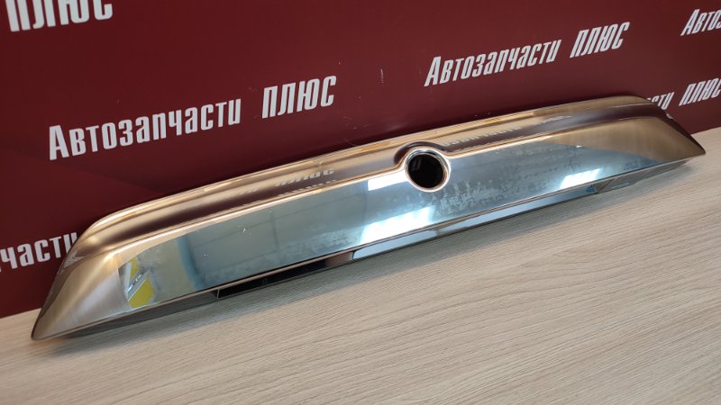 Накладка крышки багажника - фото 3