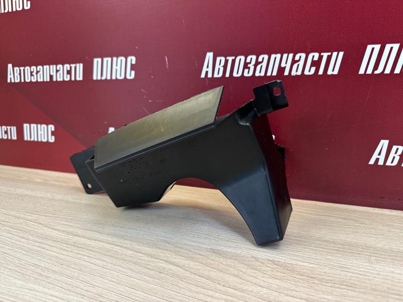 Дефлектор радиатора - фото 4