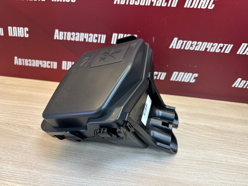 Корпус блока предохранителей - фото 3