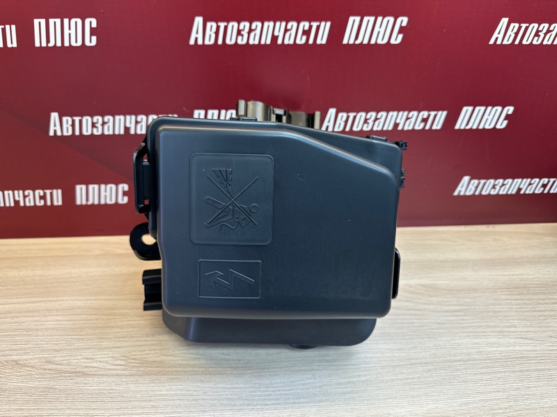 Корпус блока предохранителей - фото 5