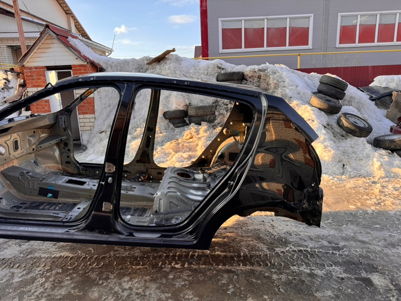 Кузов на запчасти - фото 8