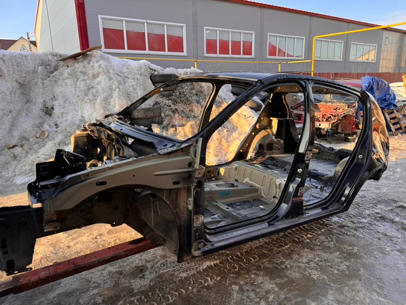 Кузов на запчасти - фото 9