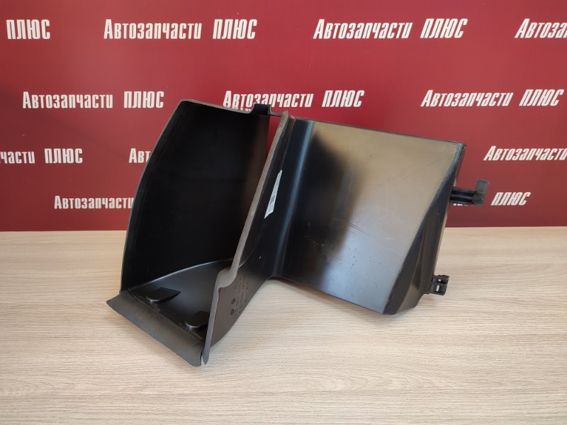 Дефлектор радиатора - фото 9