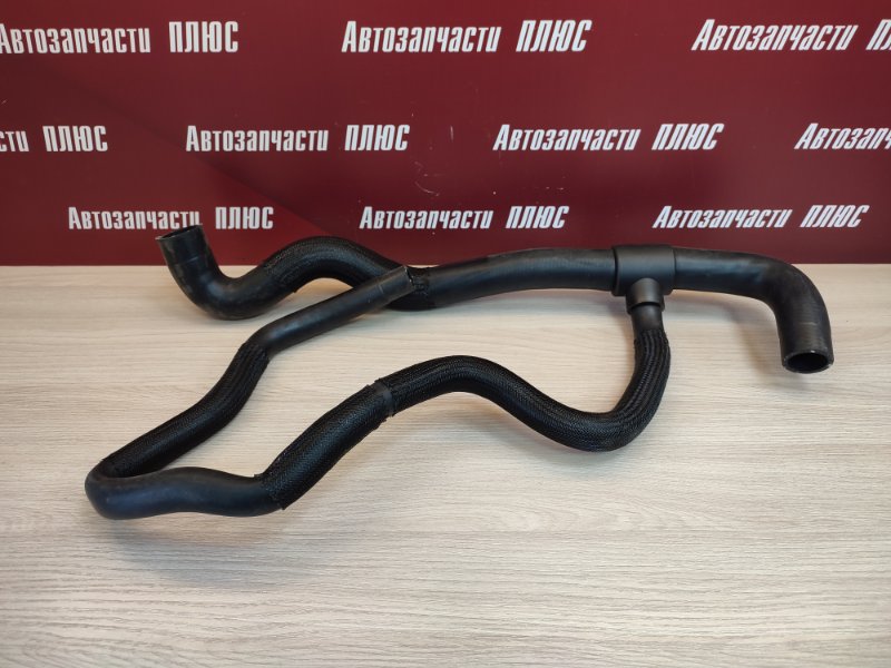 Патрубок радиатора - фото 1