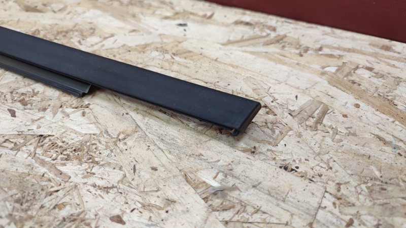 Уплотнитель стекла двери внешний - фото 4