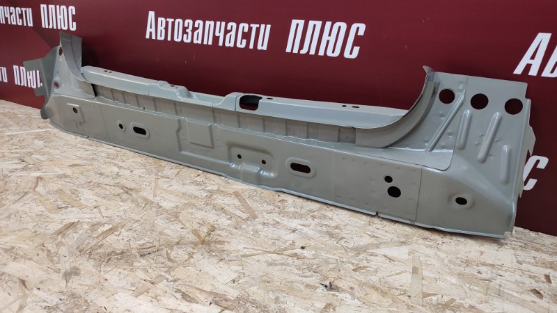 Задняя панель кузова - фото 2