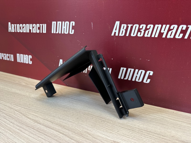 Дефлектор радиатора - фото 3