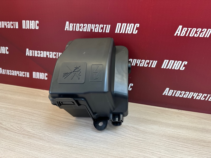 Корпус блока предохранителей - фото 2