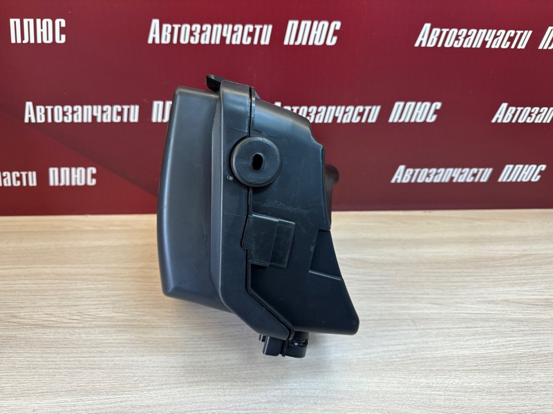 Корпус блока предохранителей - фото 4