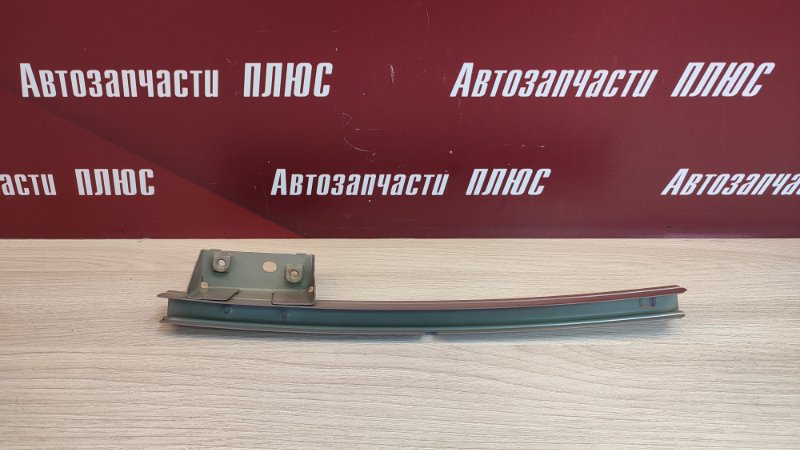 Направляющая стекла     двери - фото 1