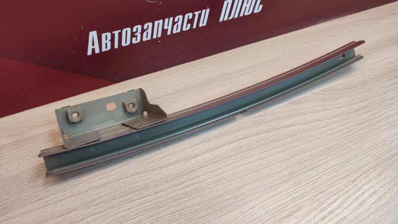 Направляющая стекла     двери - фото 4