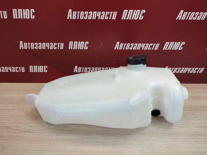 Бачок омывателя - фото 1