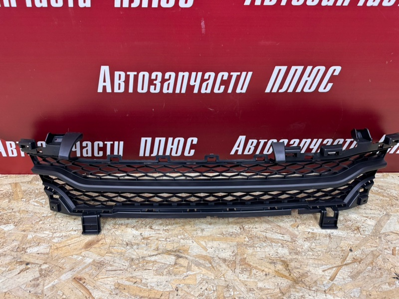 Нижняя решетка бампера - фото 2