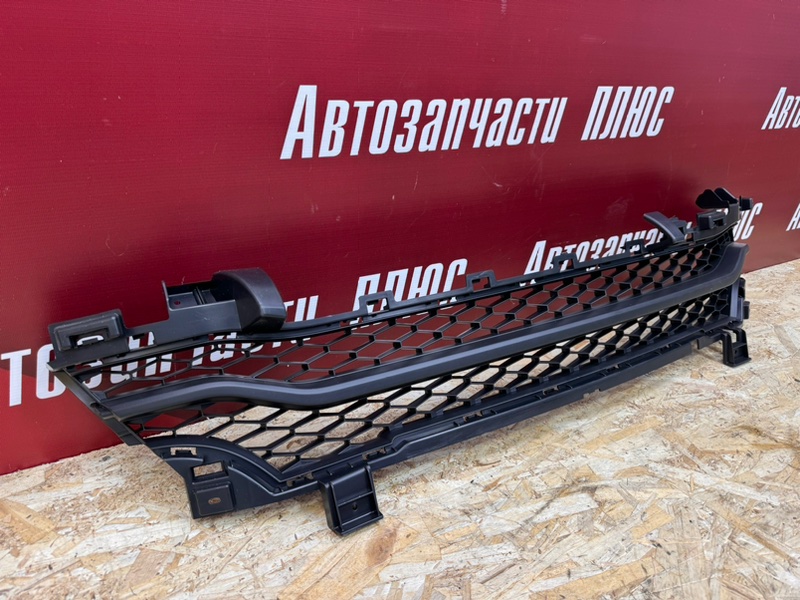 Нижняя решетка бампера - фото 4