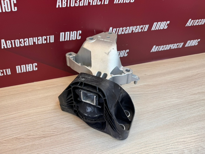 Опора двигателя - фото 1