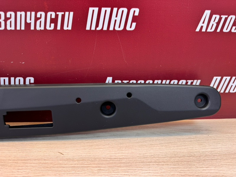 Накладка крышки багажника - фото 4