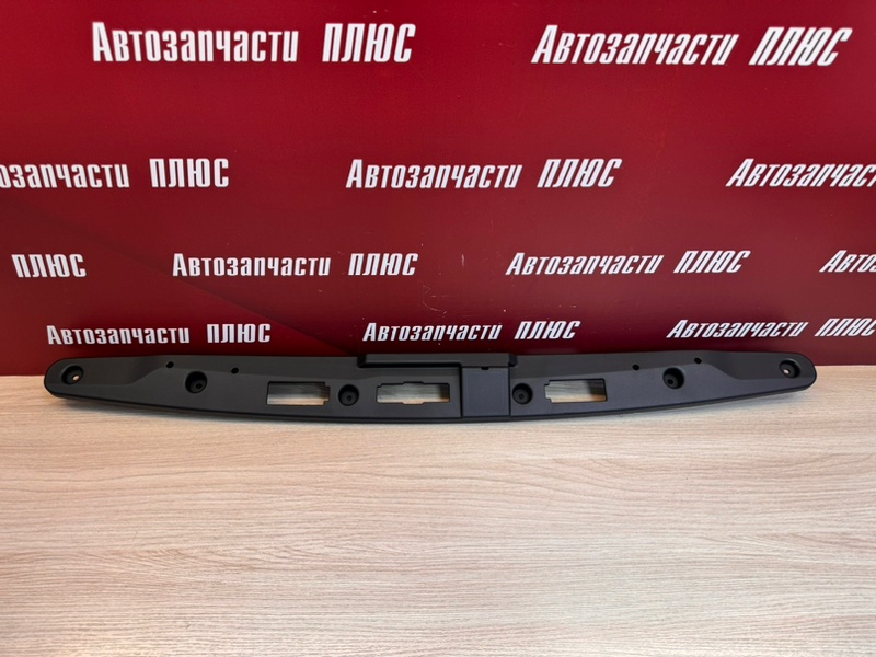 Накладка крышки багажника - фото 5