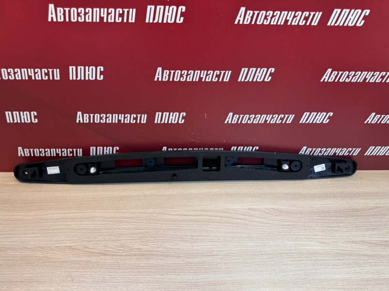 Накладка крышки багажника - фото 6