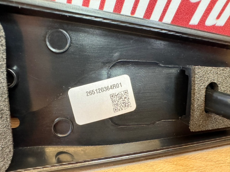 Накладка крышки багажника - фото 9