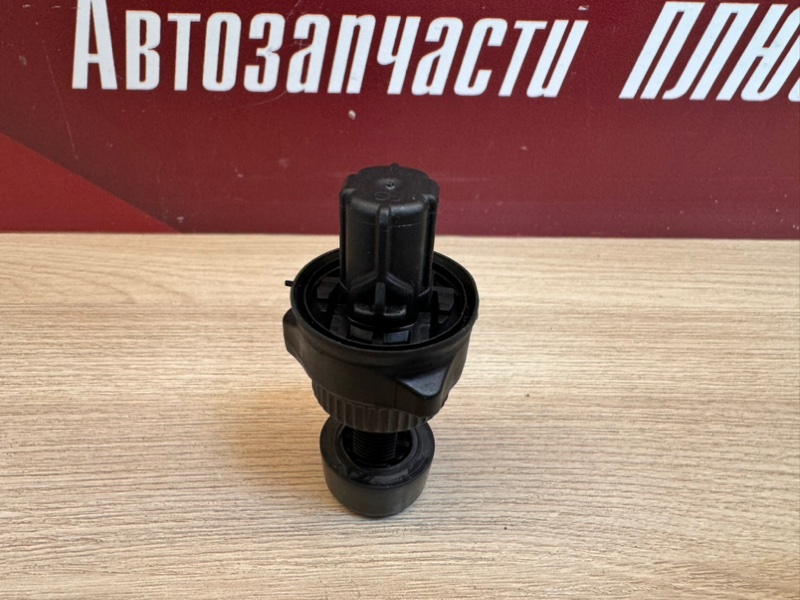 Отбойник крышки багажника - фото 7