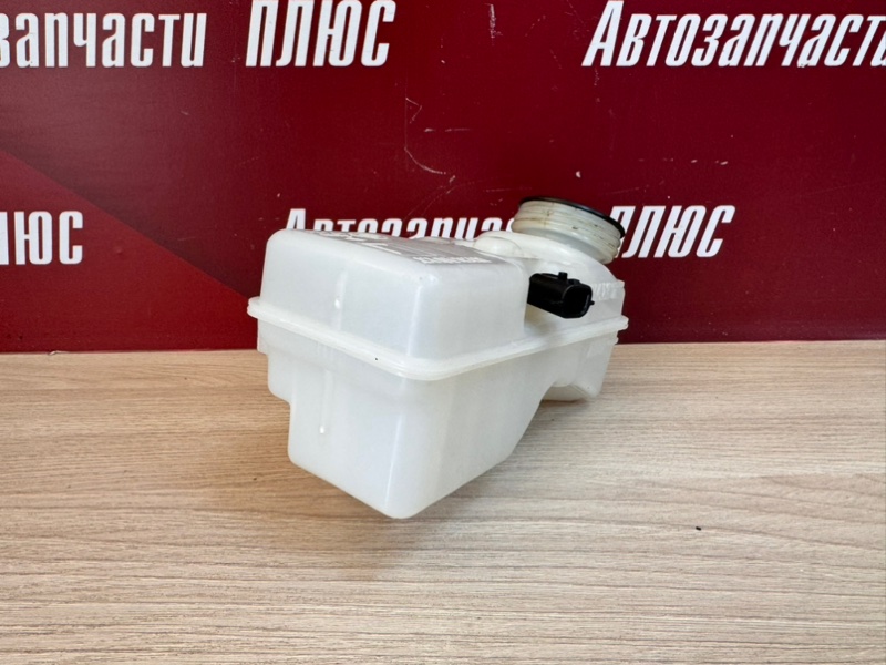 Бачок главного тормозного цилиндра - фото 4