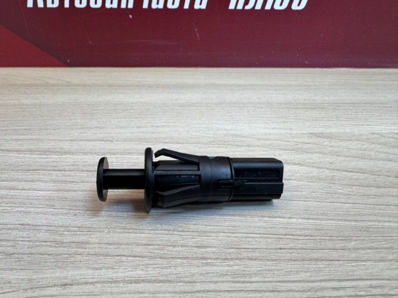 Концевик двери багажника - фото 6