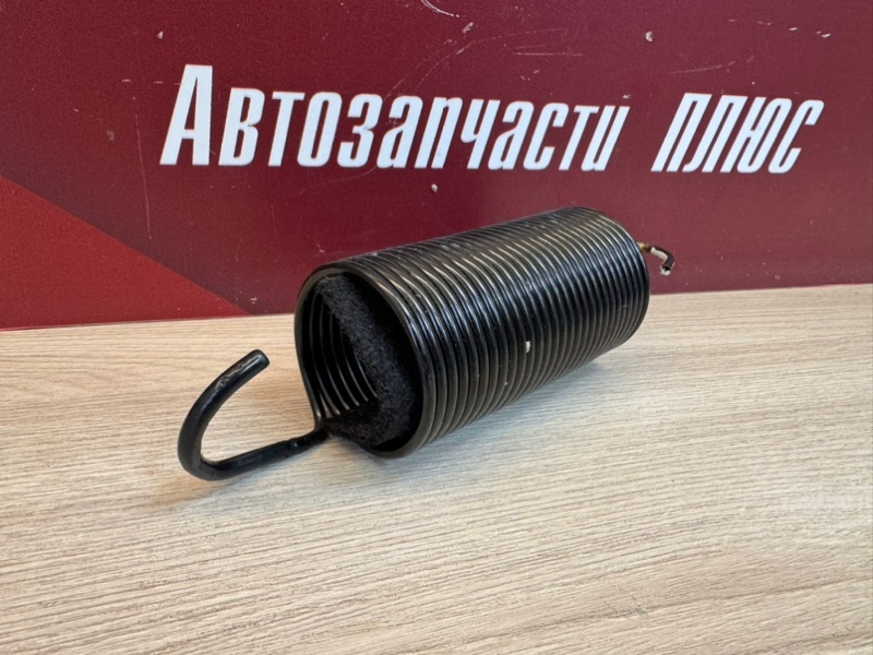 Пружина крышки багажника - фото 3