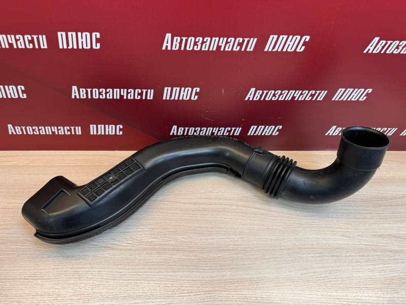 Патрубок воздушного фильтра - фото 2