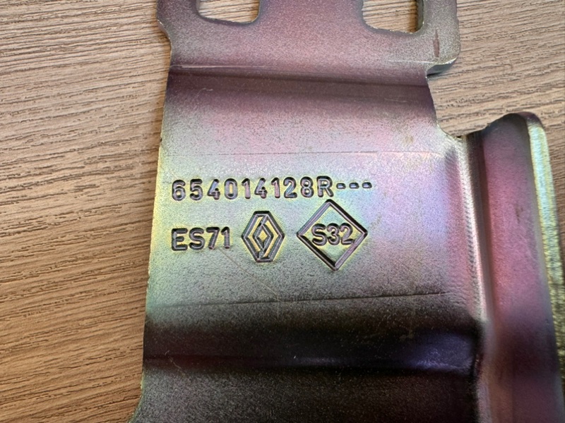 Петля капота - фото 9