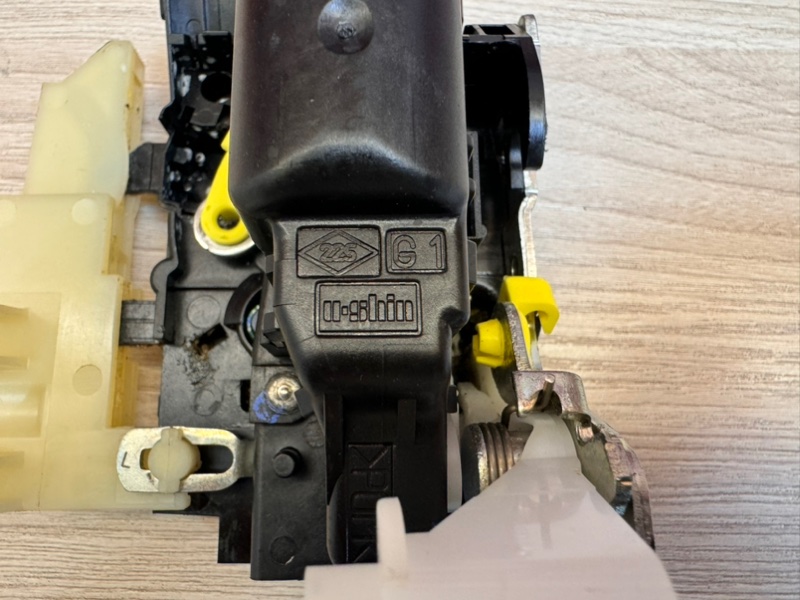 Замок      двери - фото 9