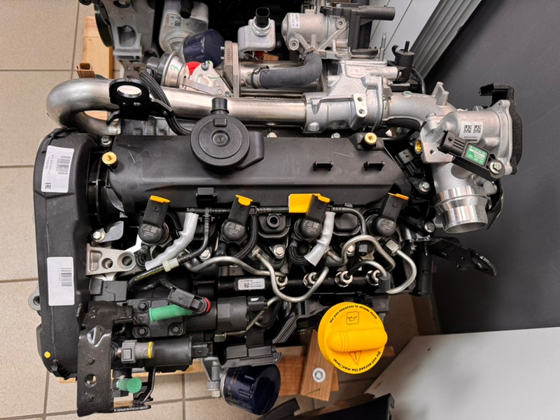 Двигатель в сборе - фото 2