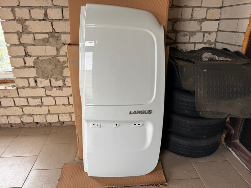 Дверь багажника - фото 1