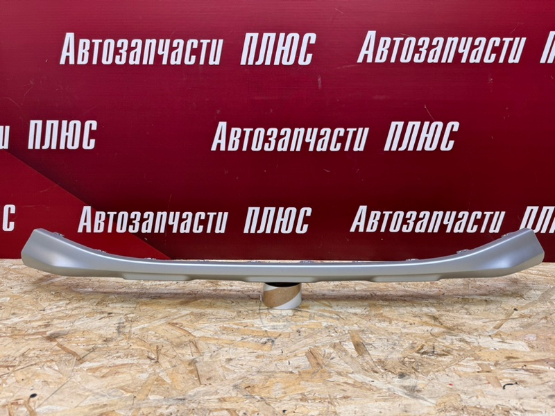 Накладка переднего бампера - фото 1